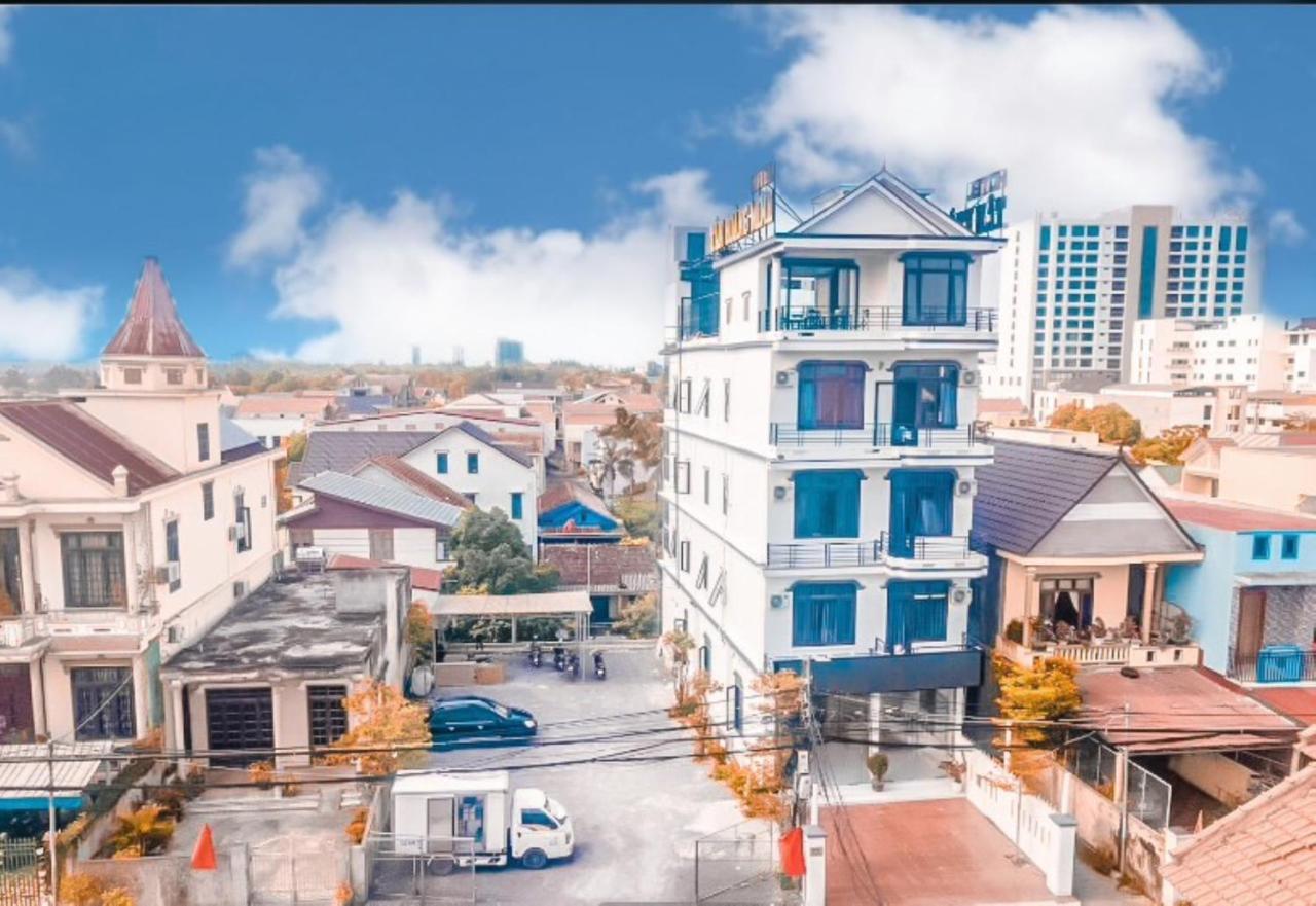 Tan Hoang Minh Hotel Ðồng Hới Buitenkant foto