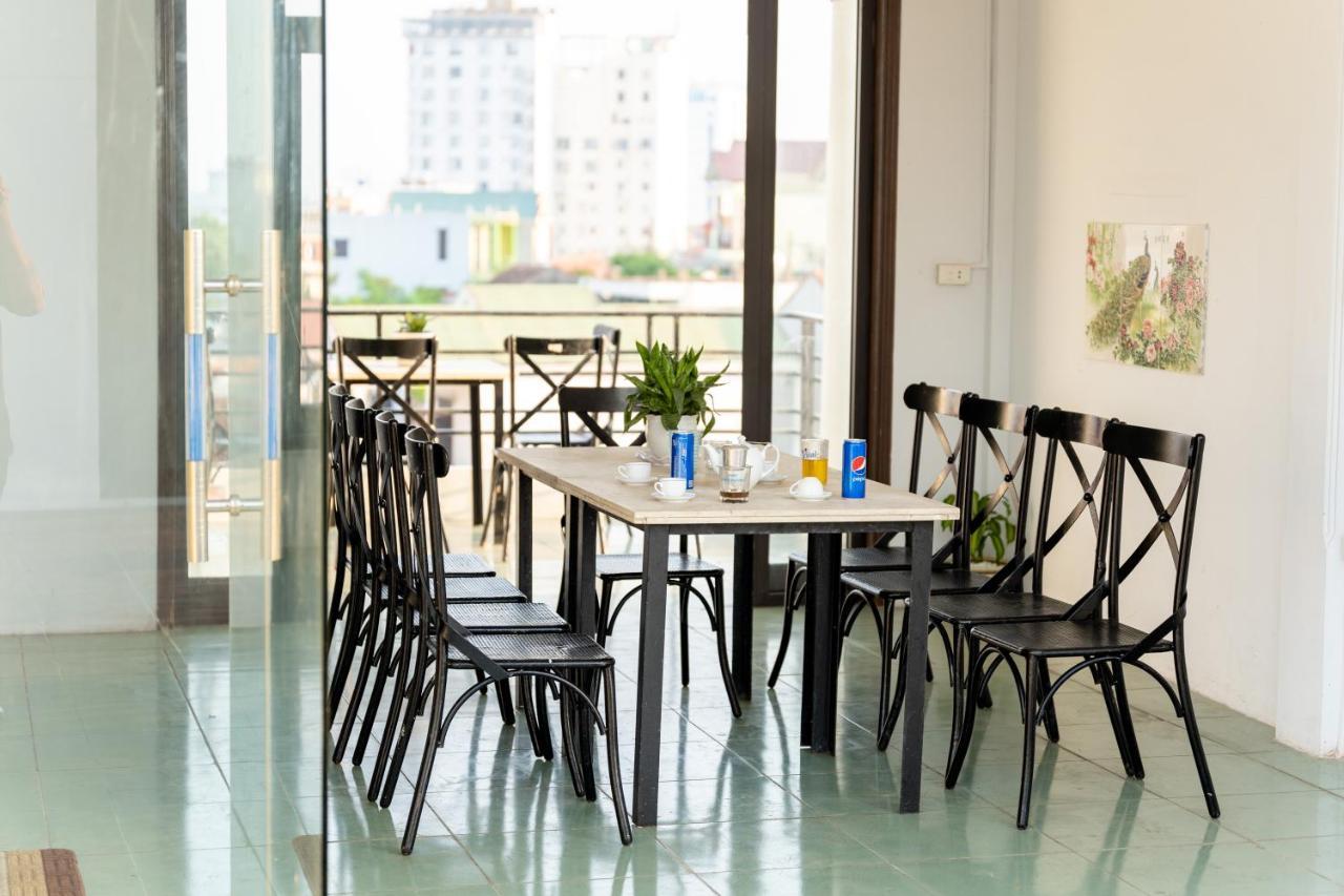 Tan Hoang Minh Hotel Ðồng Hới Buitenkant foto