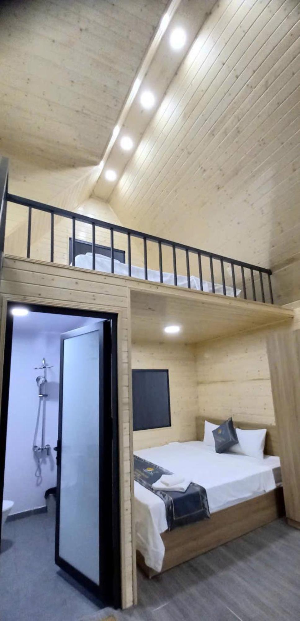 Tan Hoang Minh Hotel Ðồng Hới Buitenkant foto